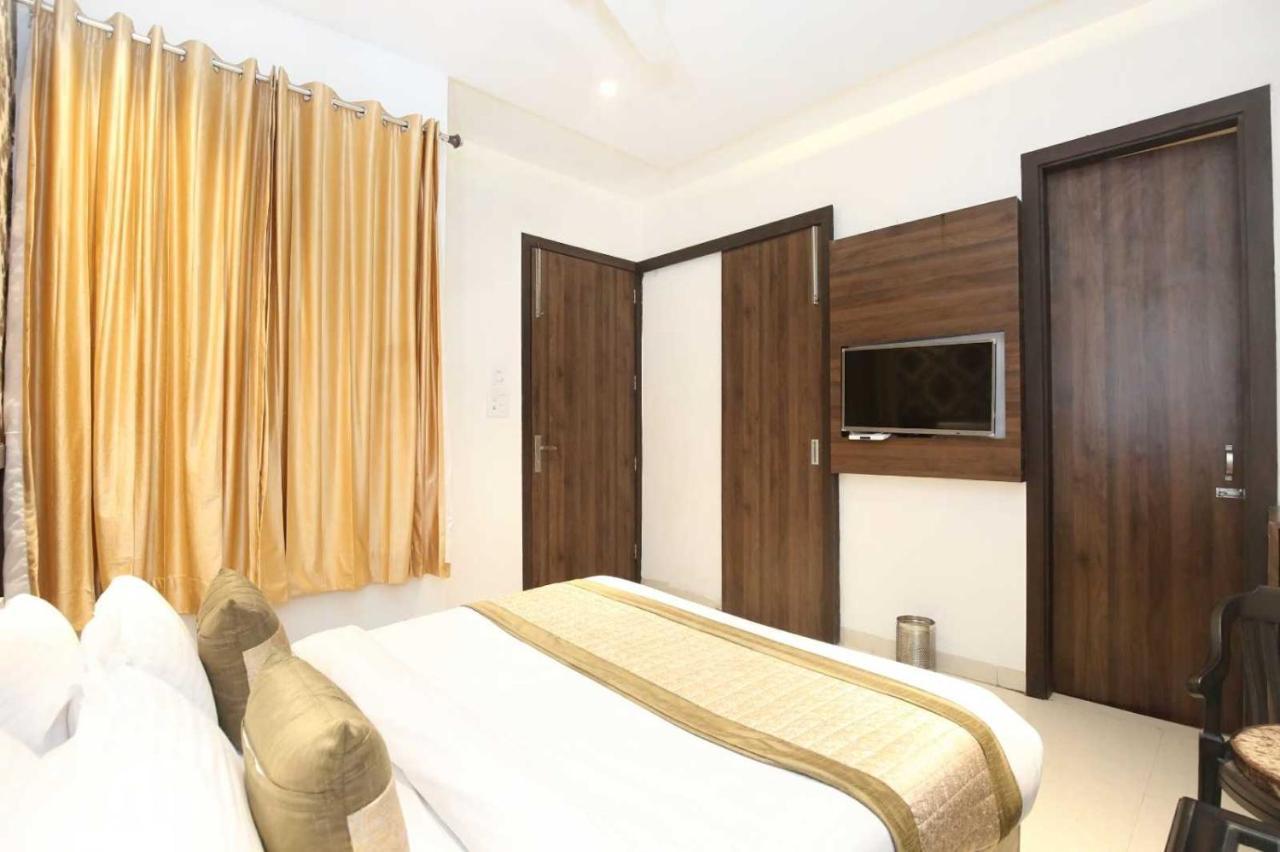 Hotel O Grand Star Amritsar Exterior photo