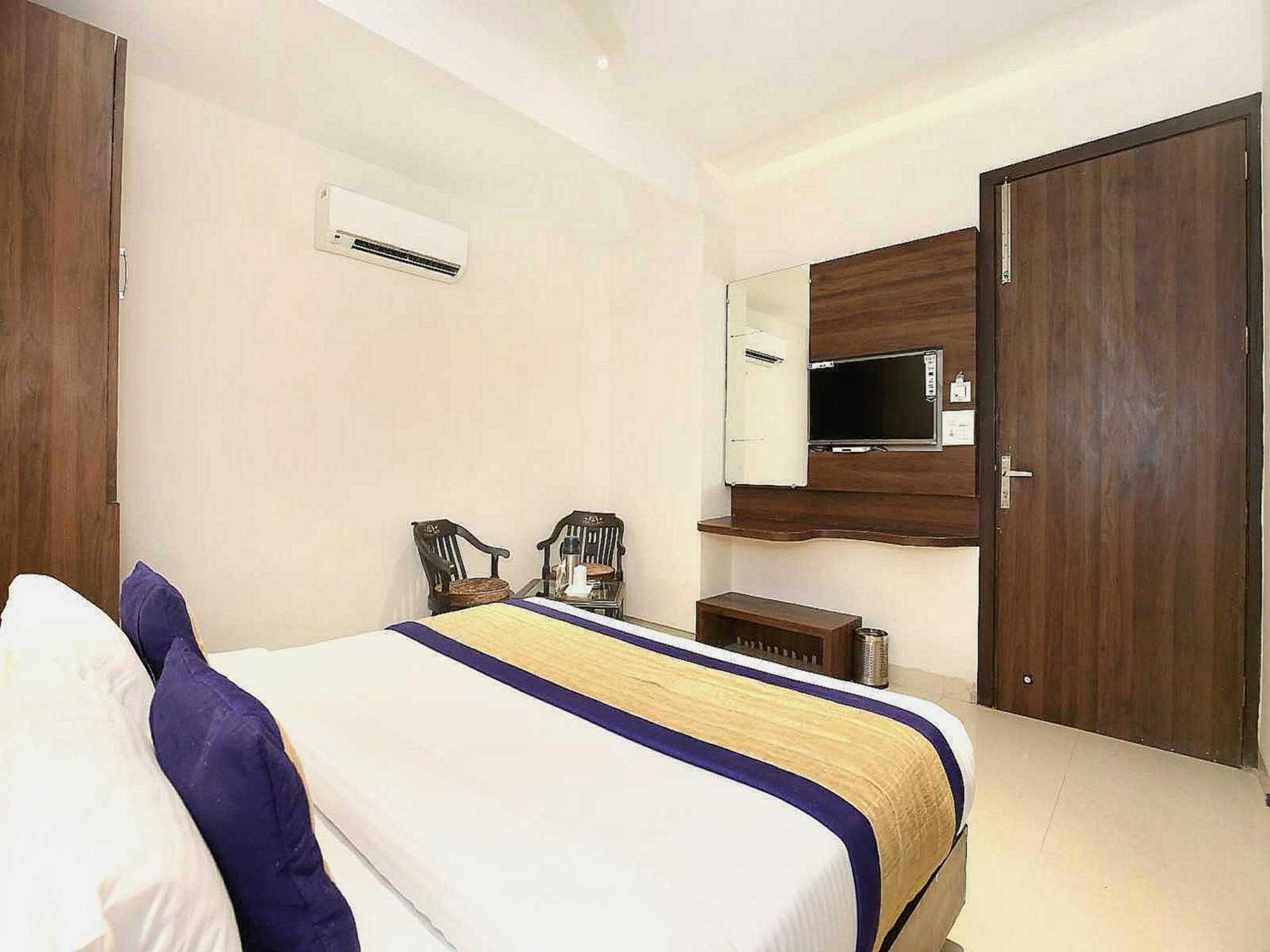 Hotel O Grand Star Amritsar Exterior photo